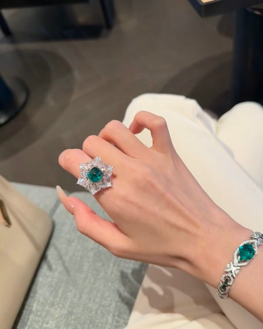 Inel Emerald Frost Petal