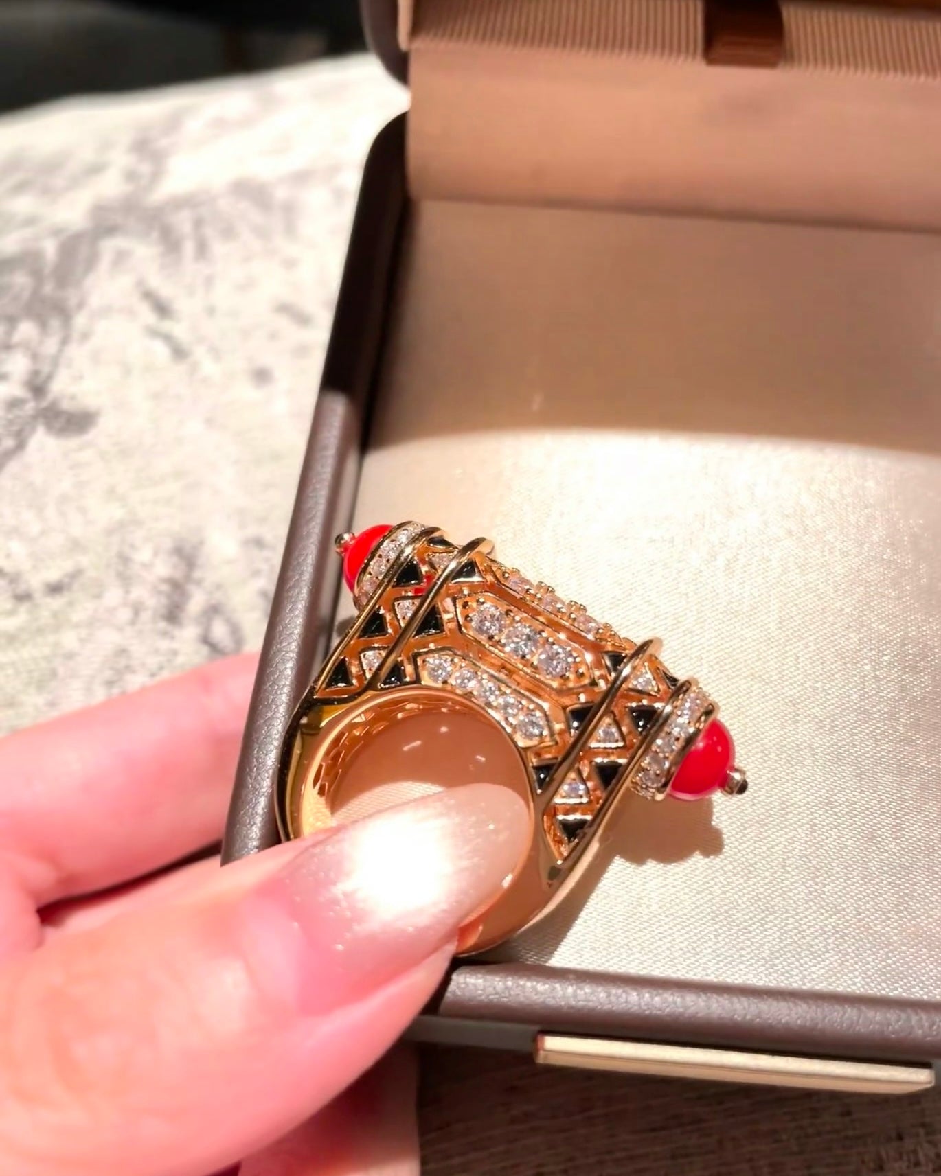 Inel Imperial Scarab Rouge