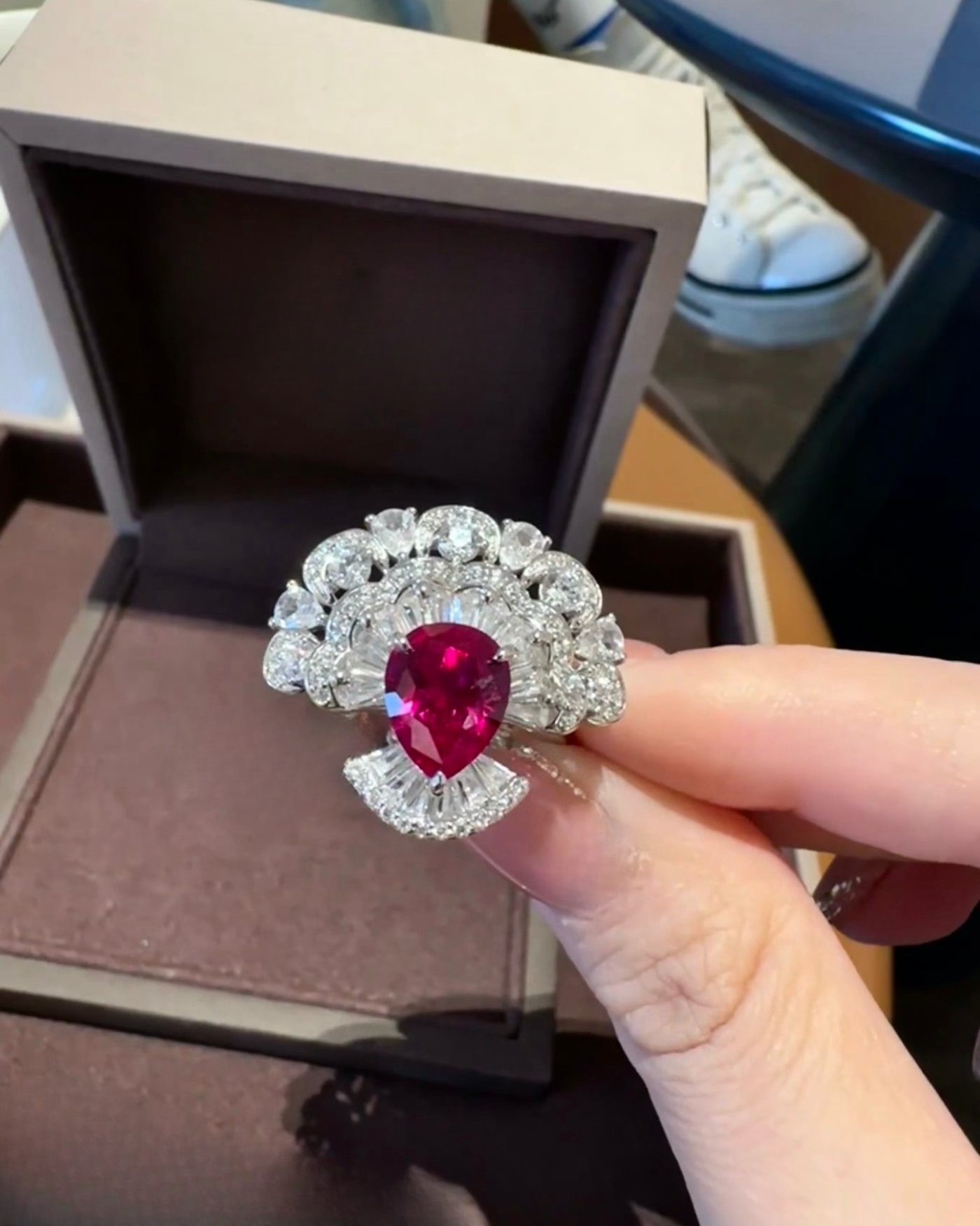 Inel Crimson Royal Fan