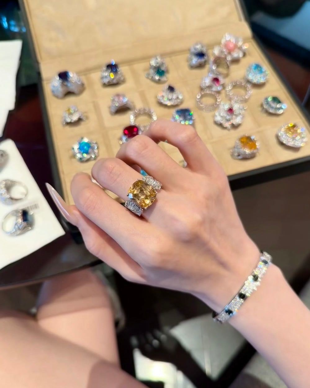 Inel Blush Feather Majesty