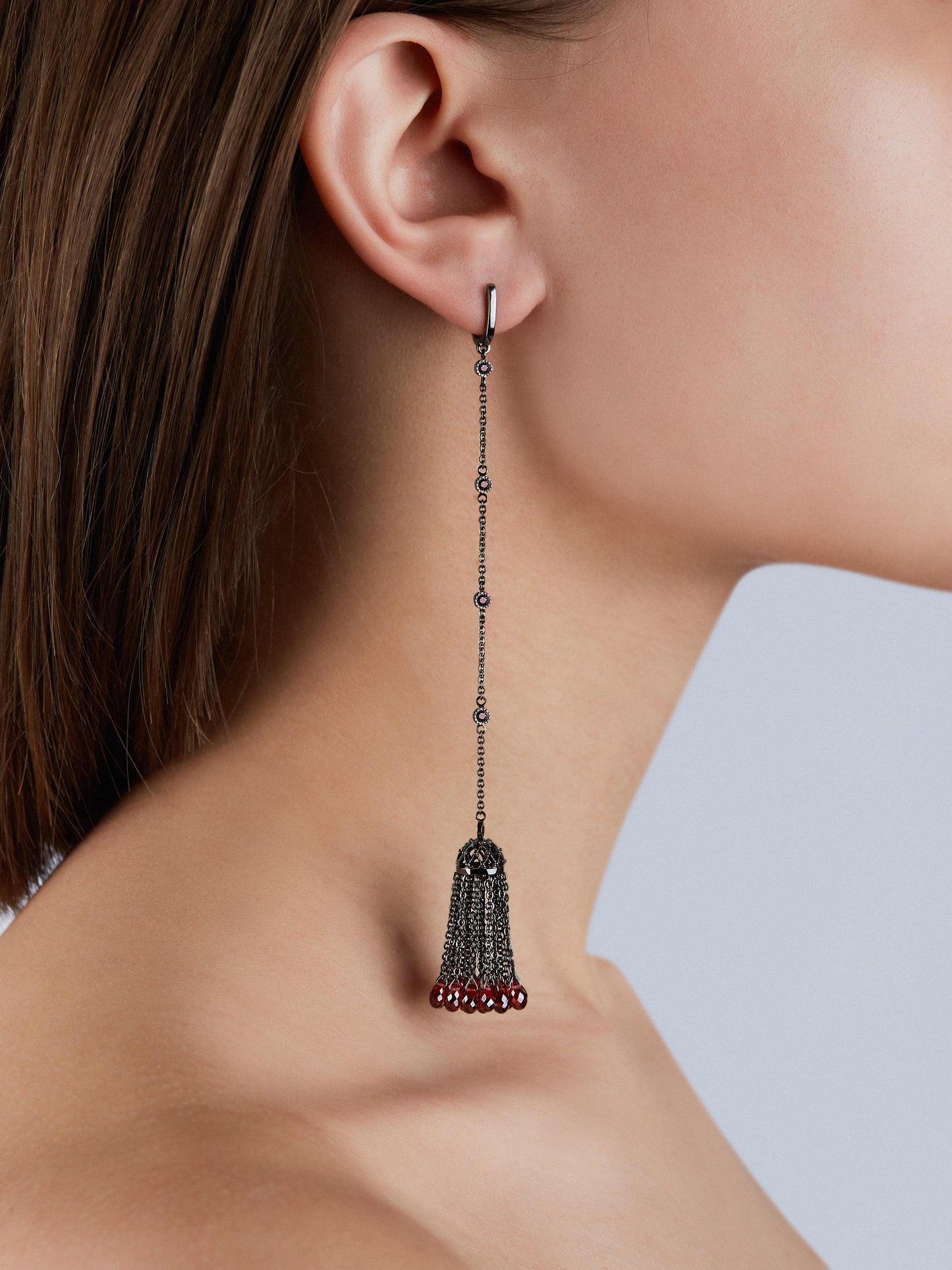 Cercei Crystal Tassel Black Red
